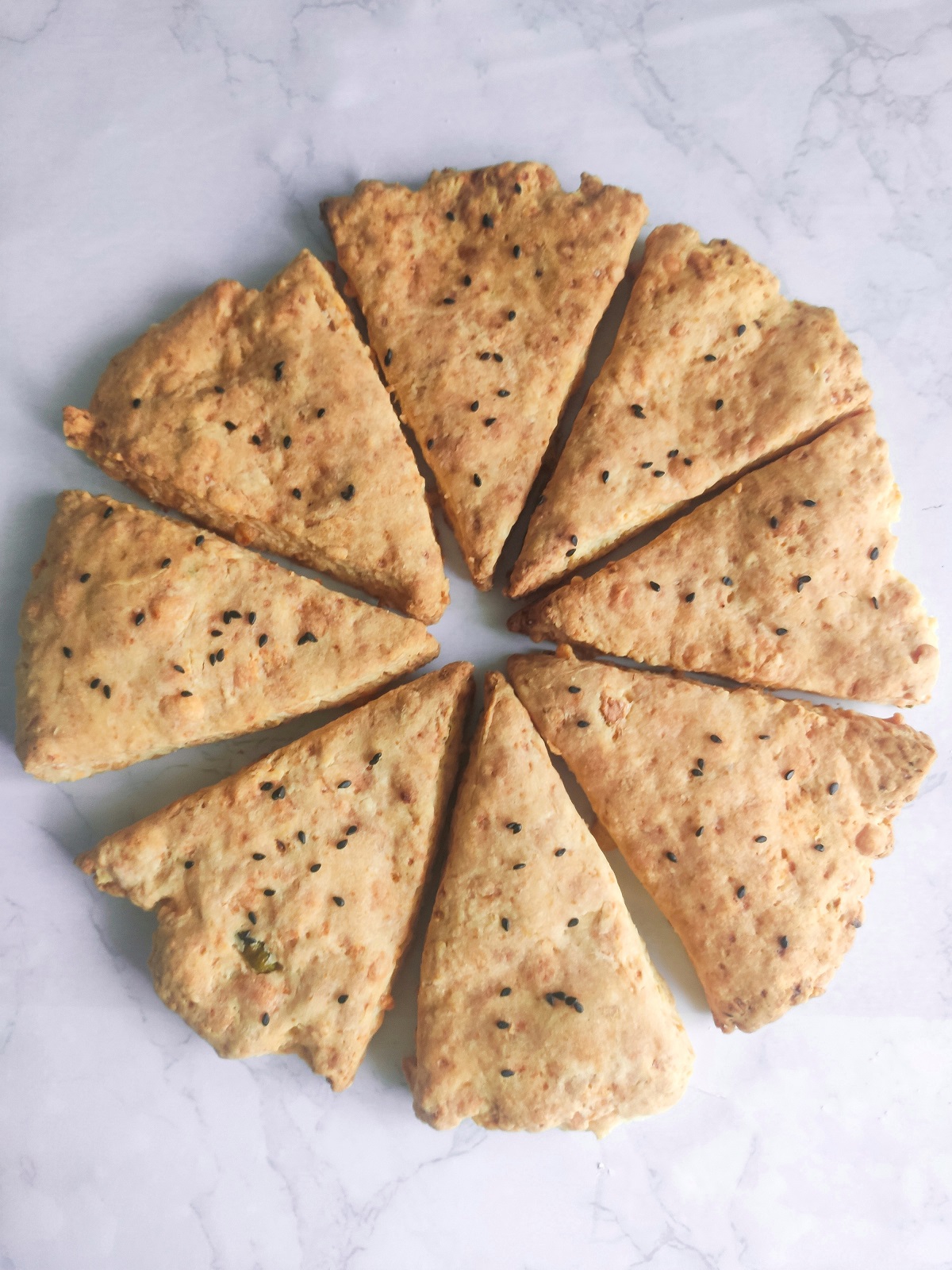 eggless savoury scones