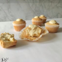 custard filled cupcakes