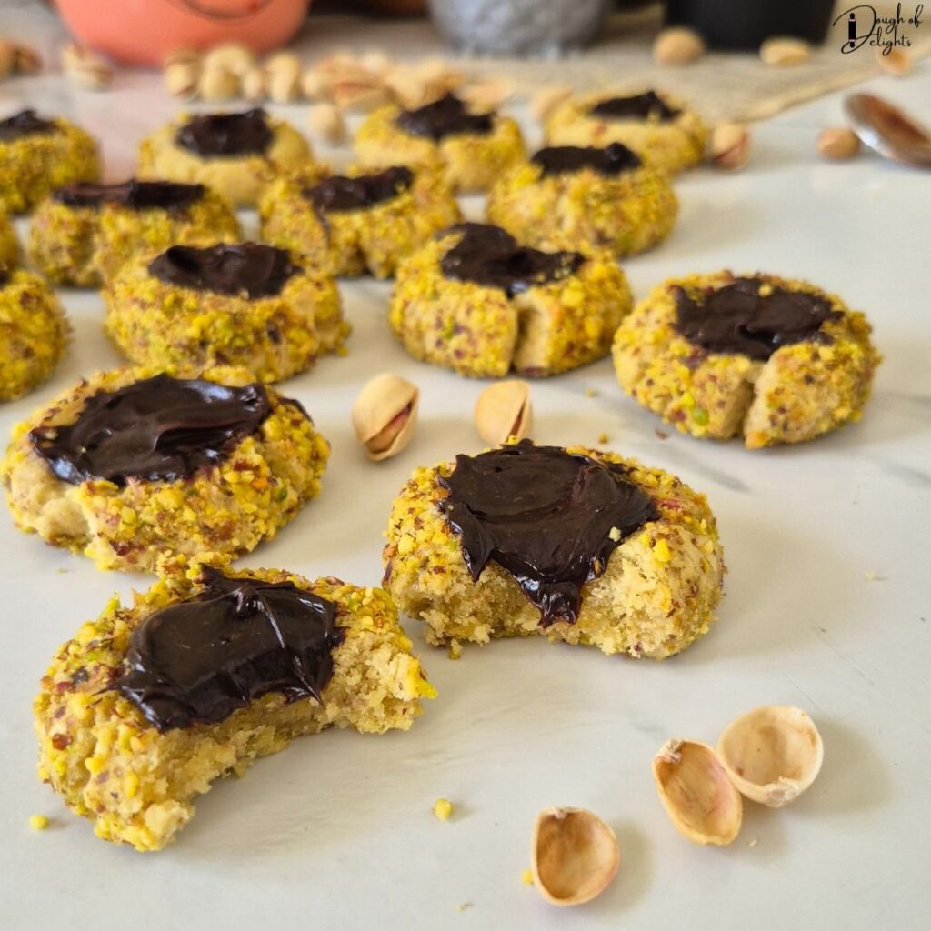 soft buttery pistachio cookies homemade