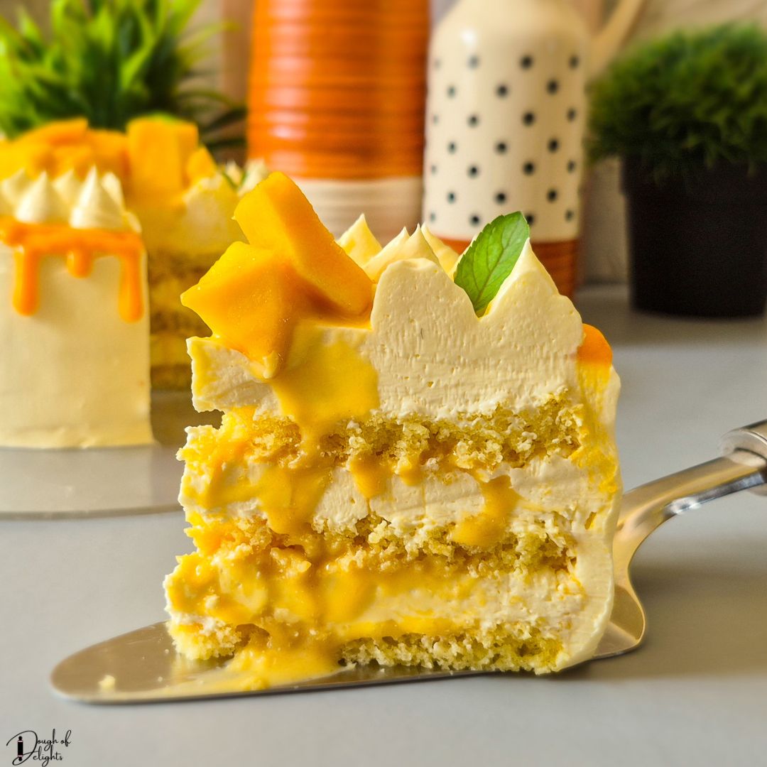 Layers of Soft Sponge & Mango Custard